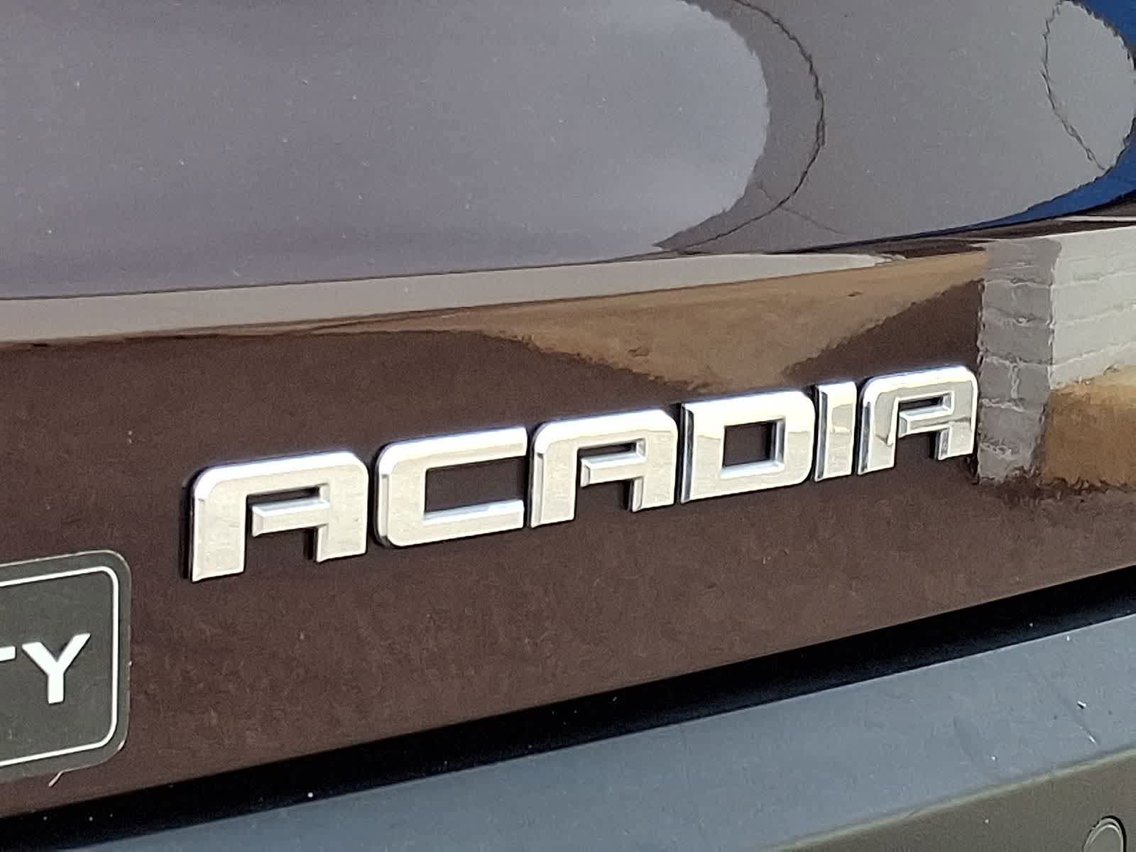 Used 2017 GMC Acadia SLT AWD/4WD image 39