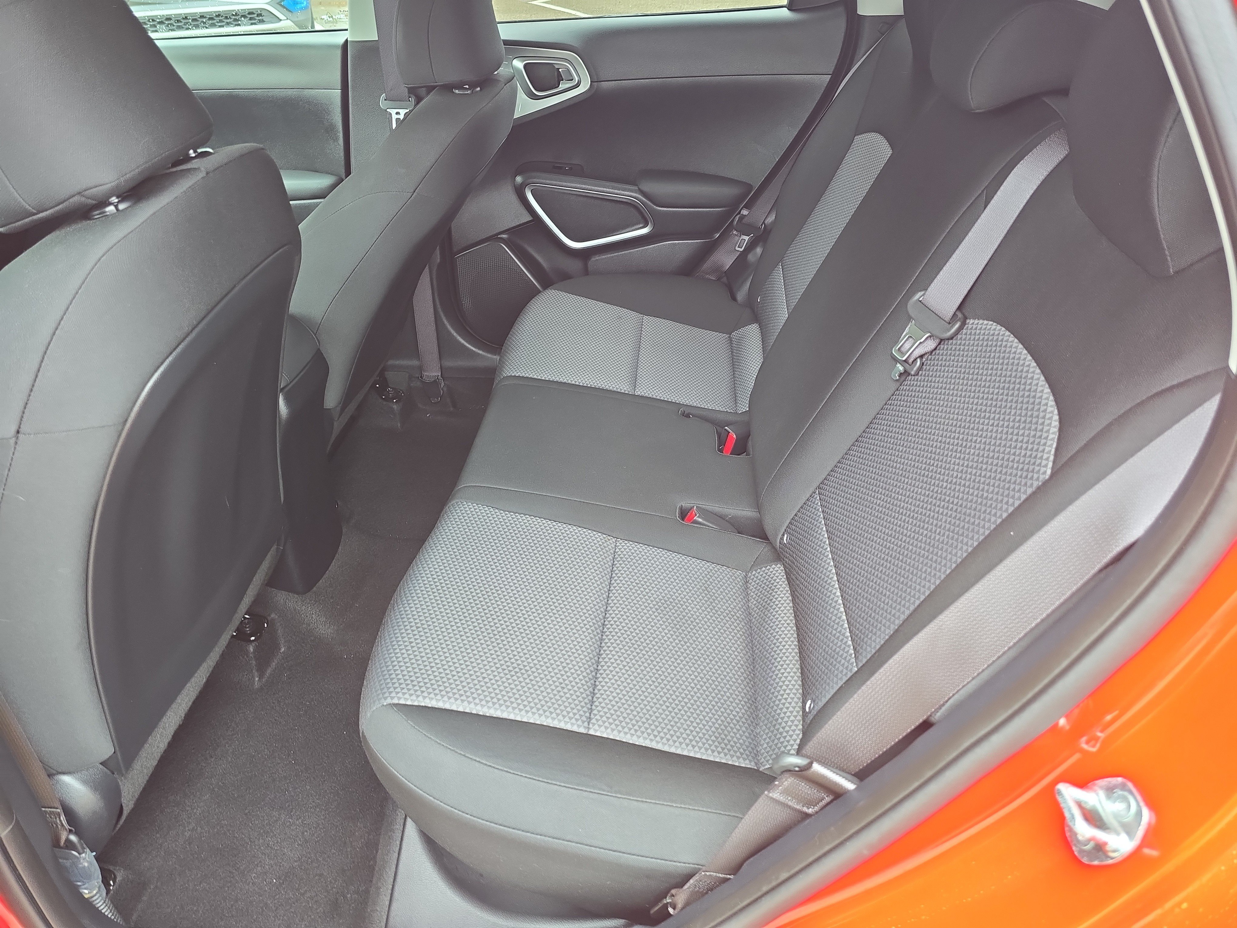 Certified 2025 Kia Soul LX FWD image 16