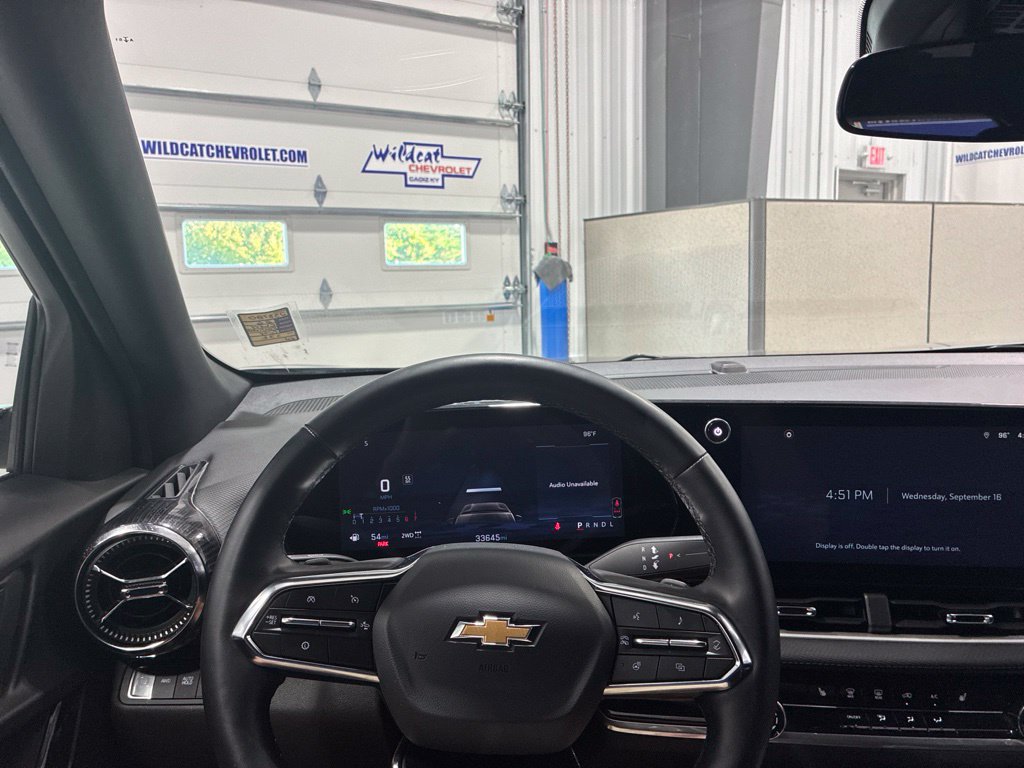 Used 2026 Chevrolet Equinox LT AWD/4WD image 18