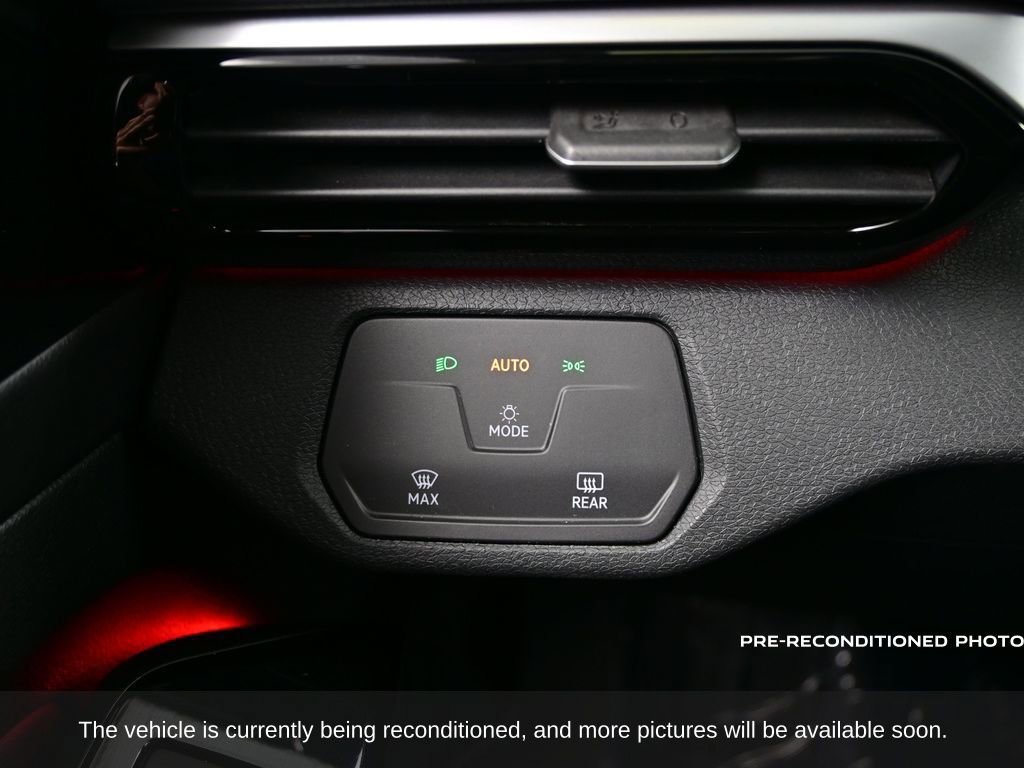 Used 2022 Volkswagen ID.4 Pro image 15