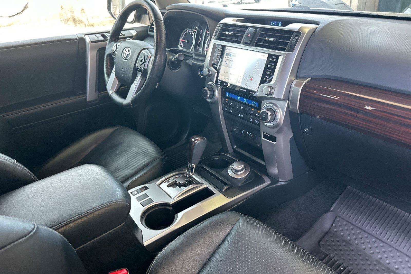 Used 2023 Toyota 4Runner Limited AWD/4WD image 17