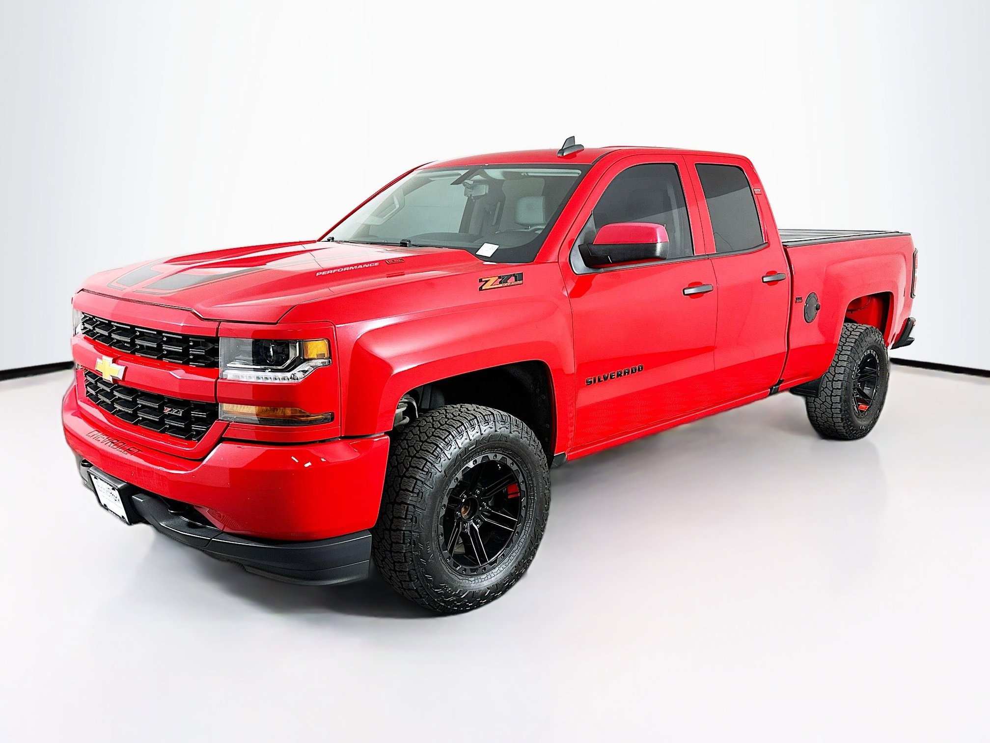 Used 2016 Chevrolet Silverado 1500 Custom w/ Custom Convenience Package RWD image 3