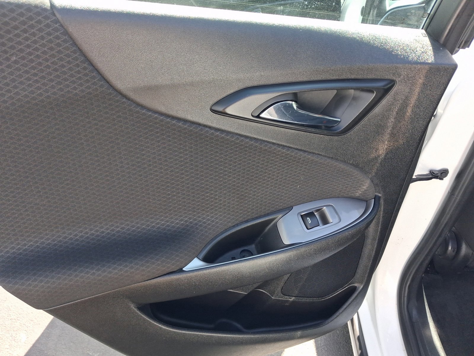 Used 2022 Chevrolet Malibu LS image 19