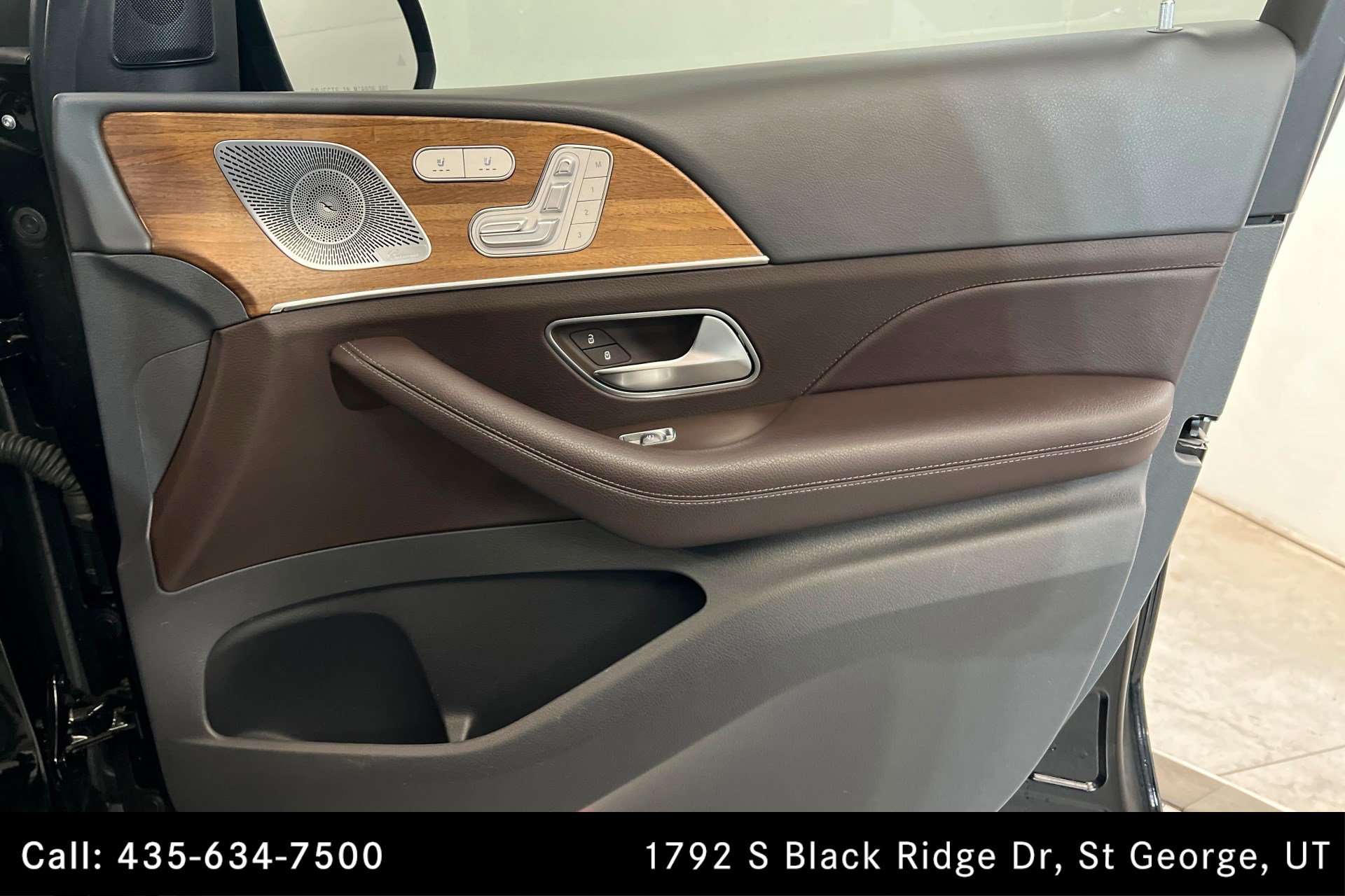 Used 2020 Mercedes-Benz GLS 580 4MATIC image 23