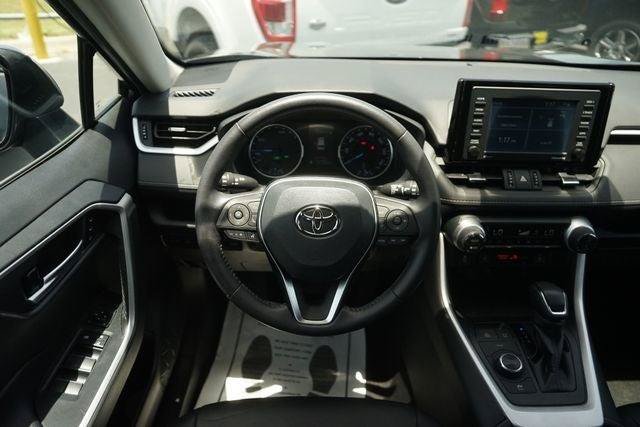Used 2021 Toyota RAV4 XLE Premium AWD/4WD image 22