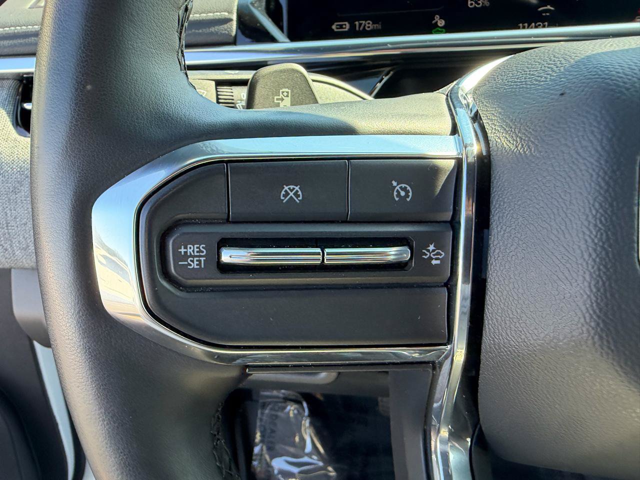 Used 2026 GMC Sierra EV Elevation AWD/4WD image 25