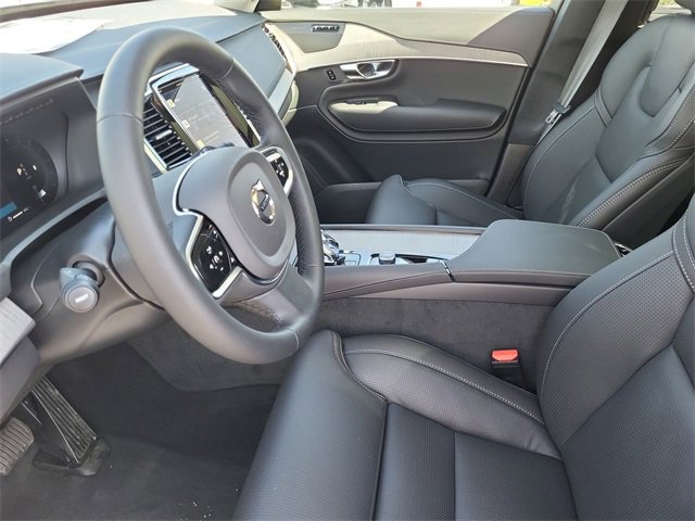 Certified 2025 Volvo XC90 B6 Ultra w/ Lounge Package image 11