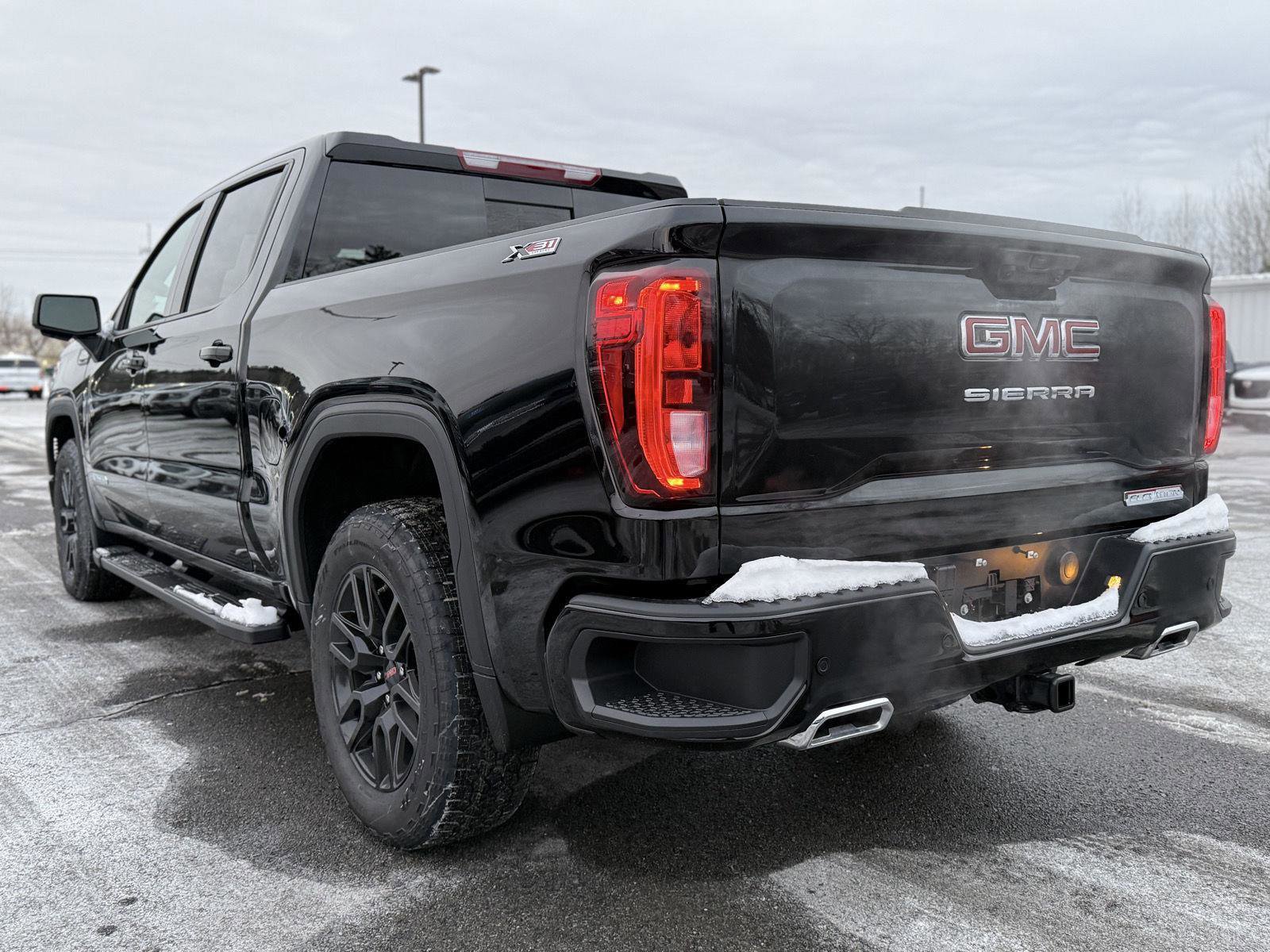 New 2026 GMC Sierra 1500 Elevation w/ Elevation Premium Package image 7