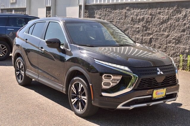 Used 2024 Mitsubishi Eclipse Cross SE AWD/4WD image 2