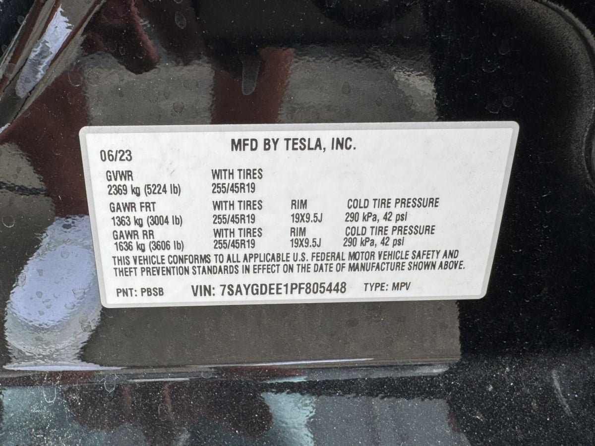 Used 2023 Tesla Model Y Long Range AWD/4WD image 42