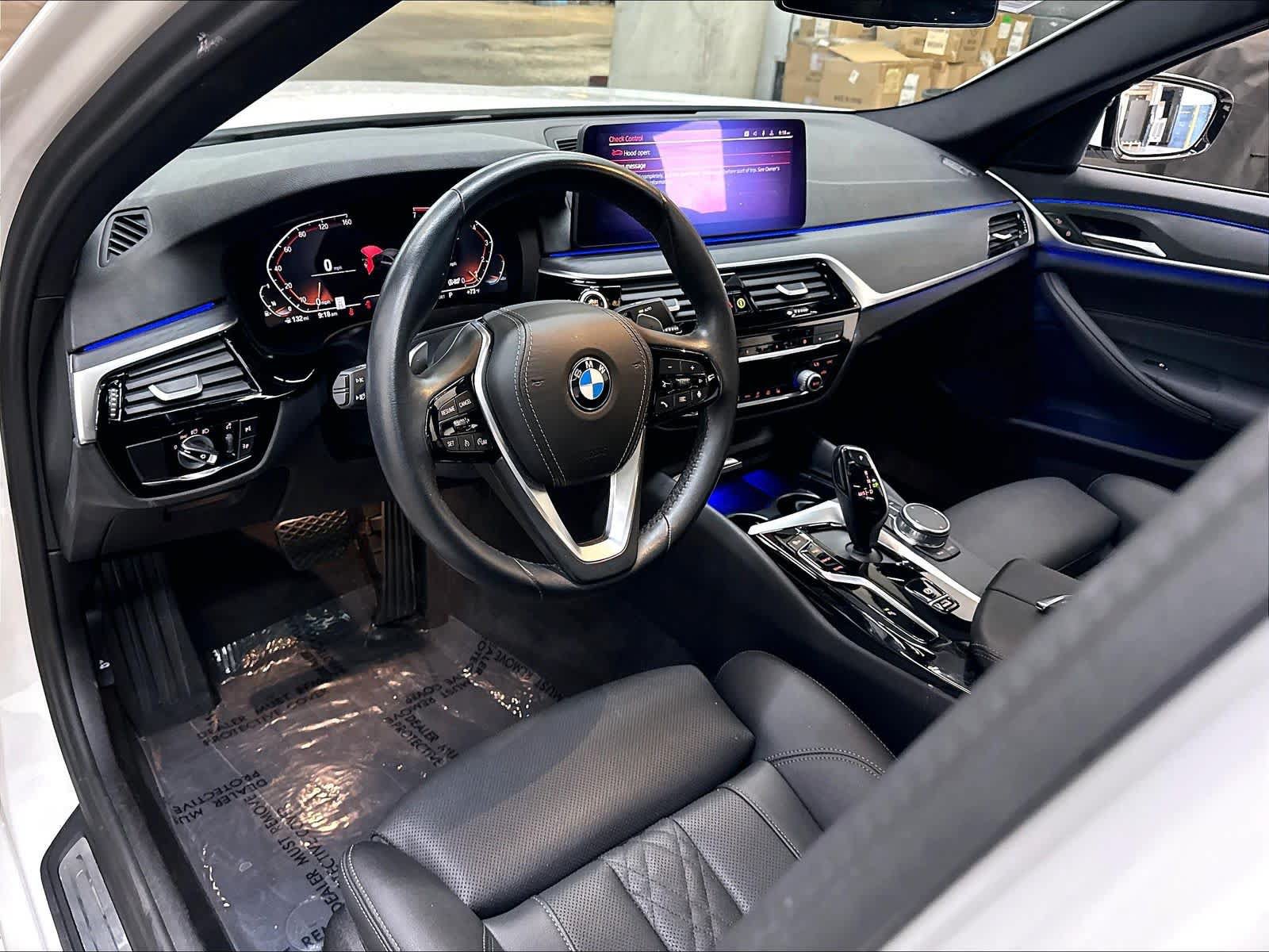 Used 2023 BMW 530i w/ Convenience Package RWD image 17