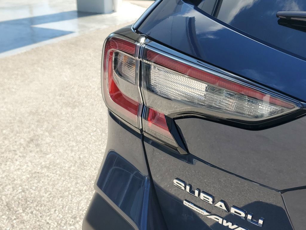 Used 2025 Subaru Outback Premium AWD/4WD image 28