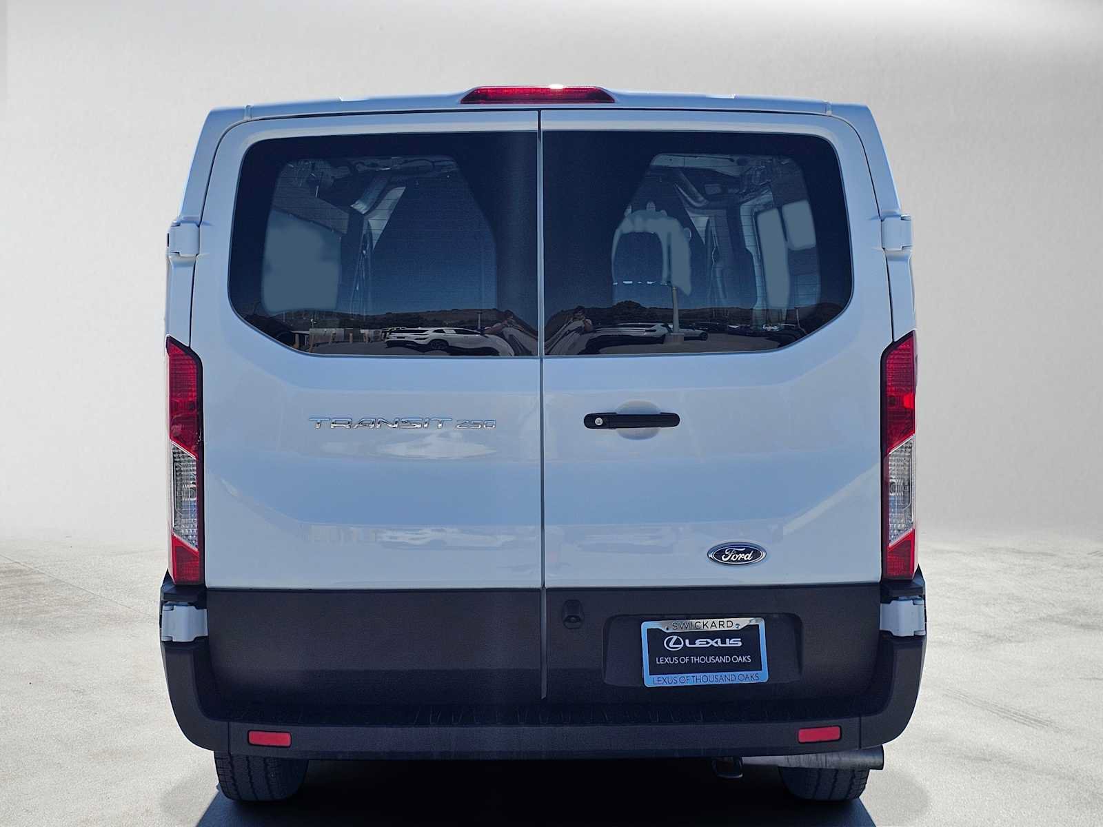 Used 2025 Ford Transit 250 Low Roof w/ Exterior Upgrade Package RWD image 4