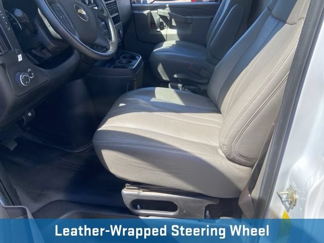Used 2021 Chevrolet Express 3500 w/ Power Convenience Package RWD image 18