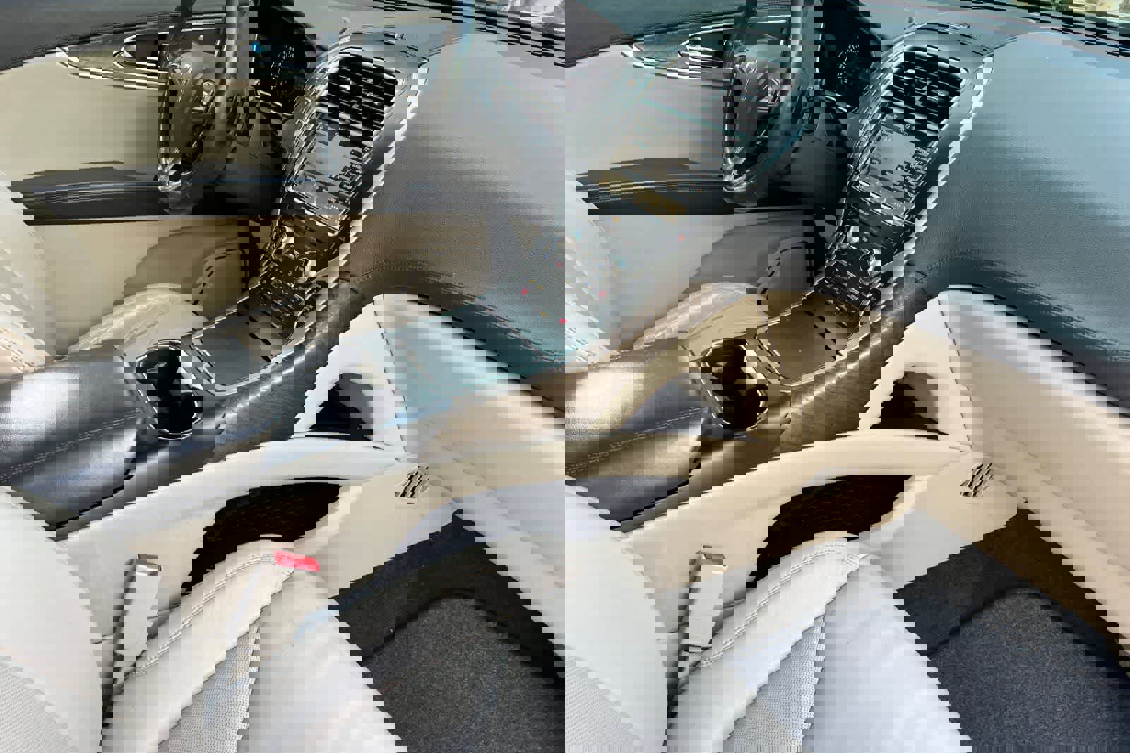 Used 2016 Lincoln MKX Select w/ Select Plus Package image 17