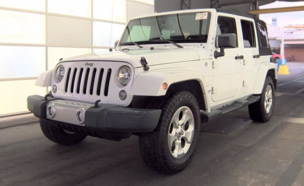 Used 2015 Jeep Wrangler Unlimited Sahara w/ Connectivity Group AWD/4WD image 4