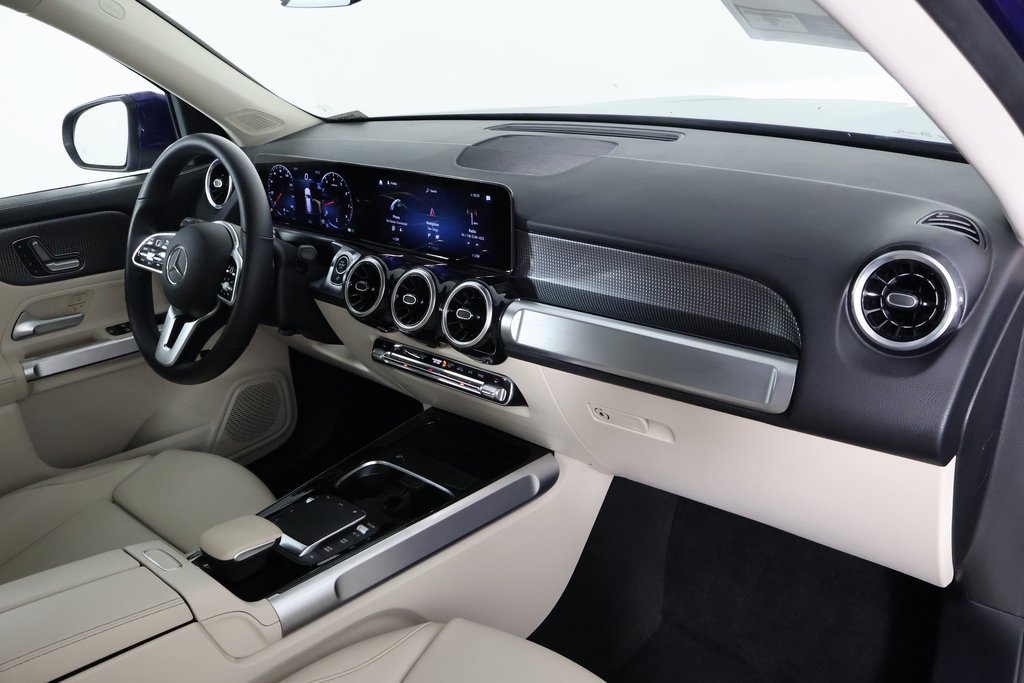 Certified 2023 Mercedes-Benz GLB 250 image 9