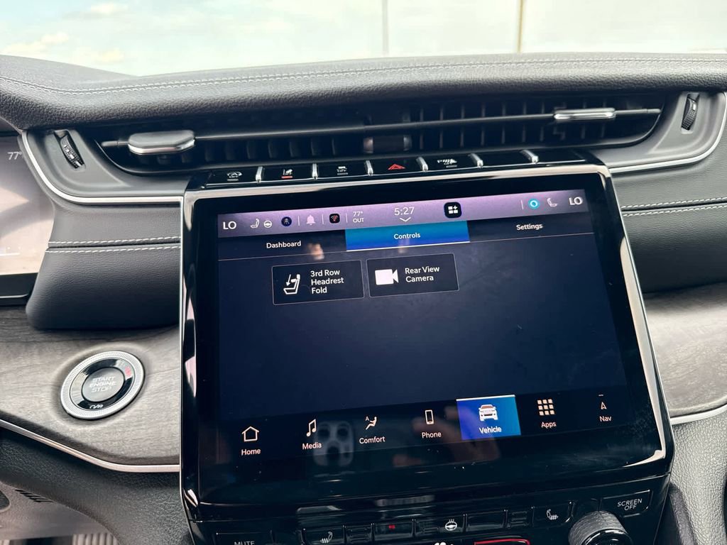 Used 2024 Jeep Grand Cherokee L Limited image 37