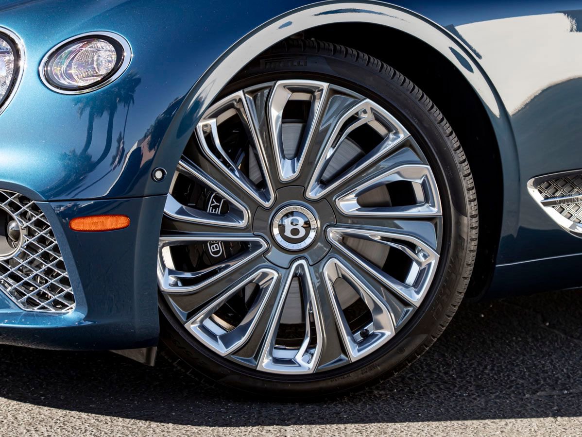 Used 2024 Bentley Continental GT Mulliner AWD/4WD image 6