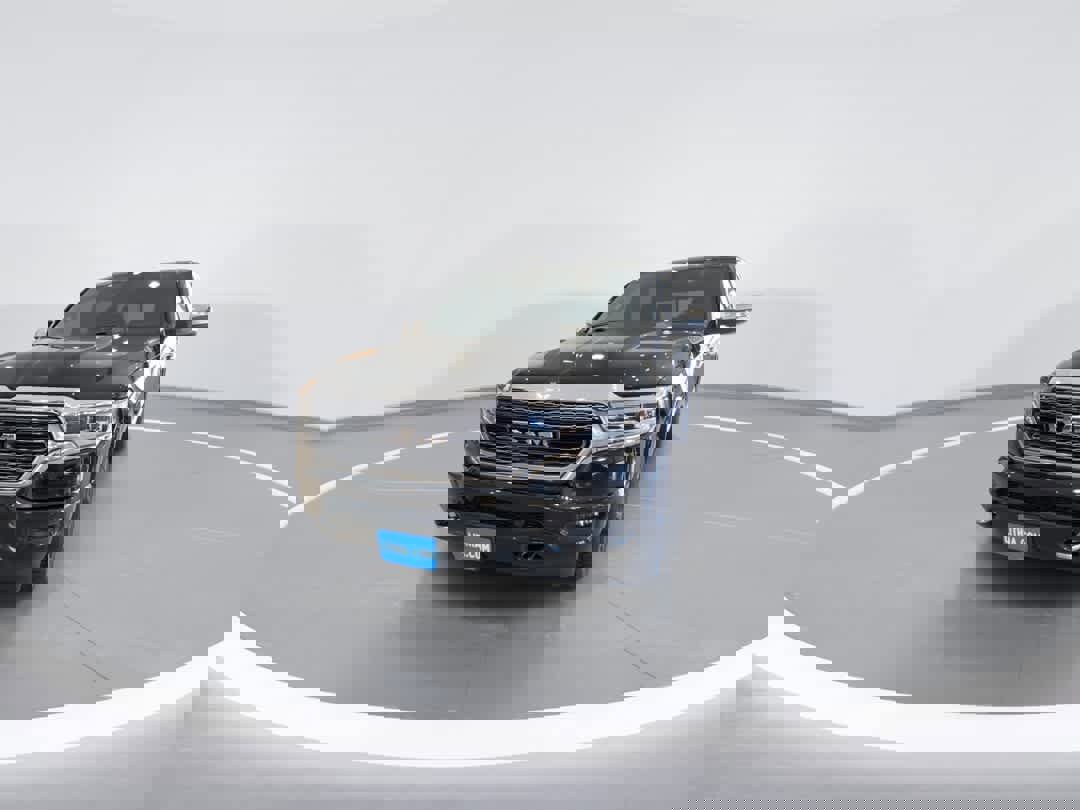 Used 2020 RAM 1500 Limited w/ Body-Colour Bumper Group image 3