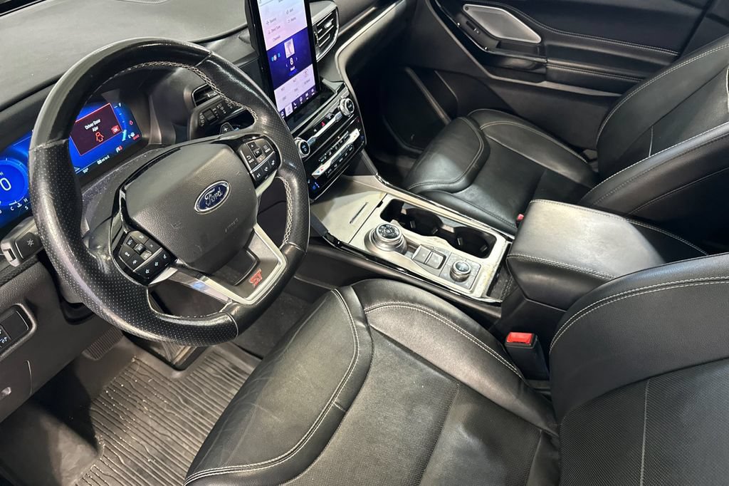 Used 2022 Ford Explorer ST w/ Equipment Group 401A AWD/4WD image 14