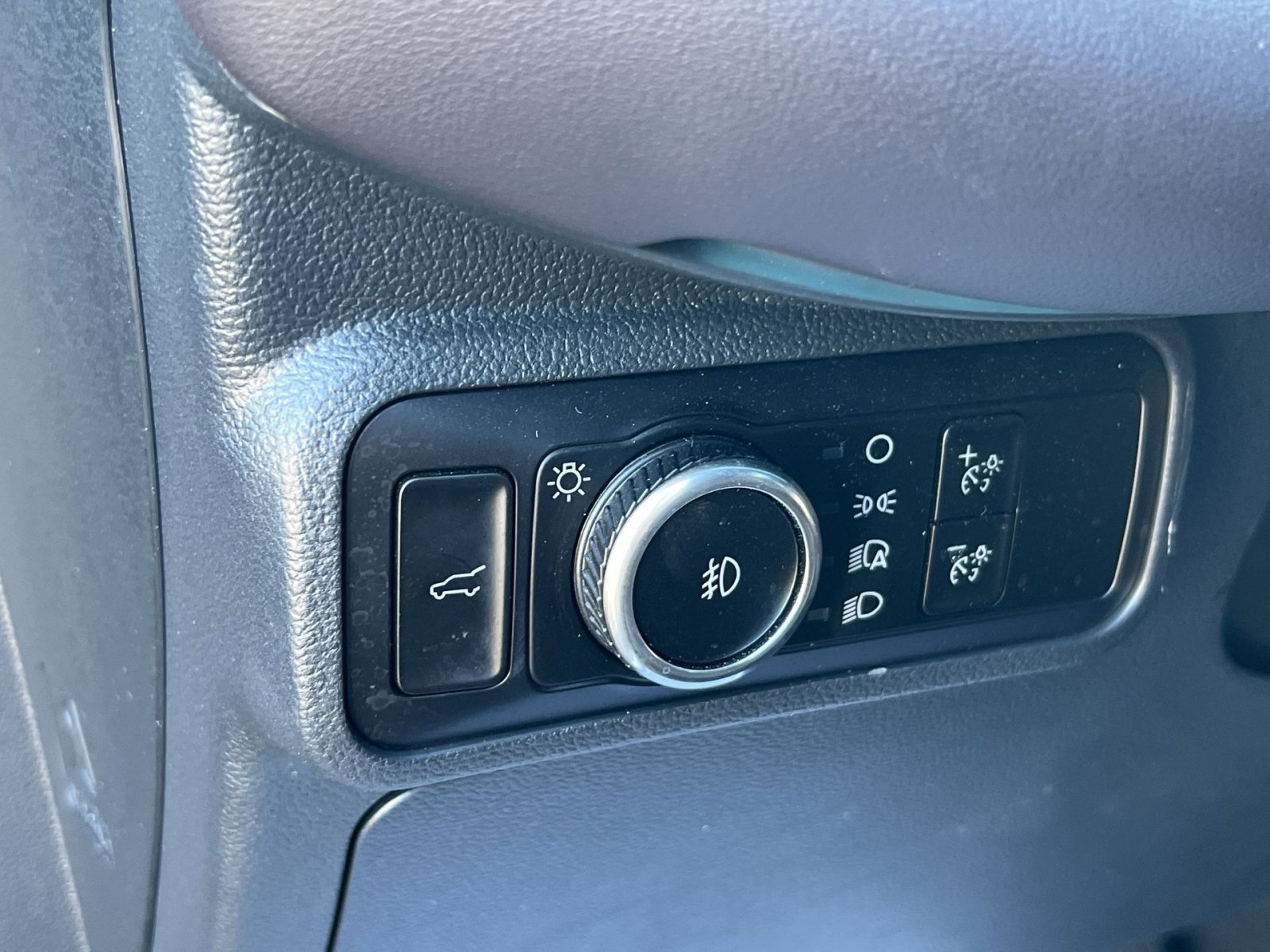 Used 2025 Ford Explorer Platinum w/ LUX Leather Package image 29