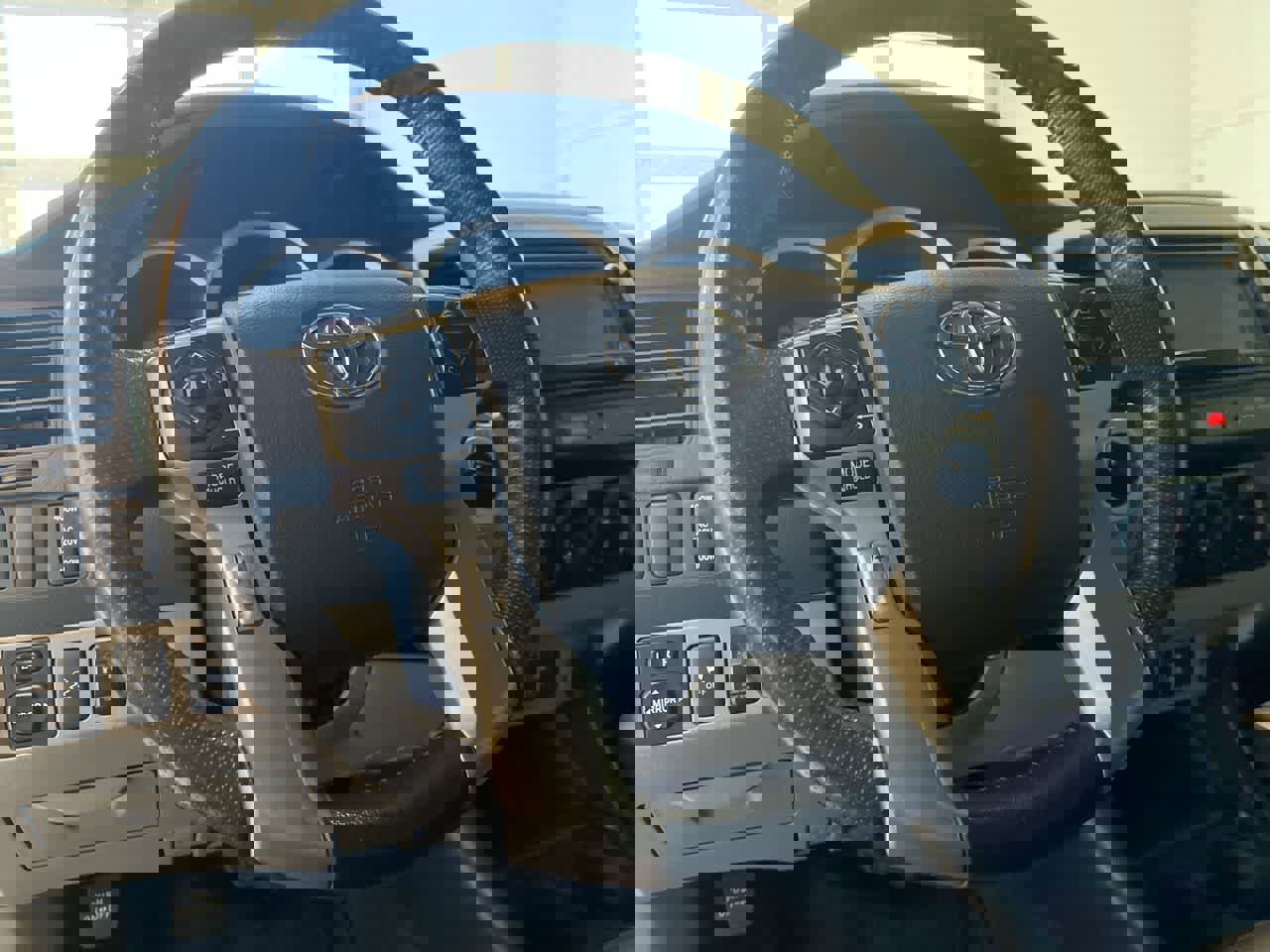 Used 2014 Toyota Tacoma 4x4 Double Cab w/ TRD Sport Package image 14