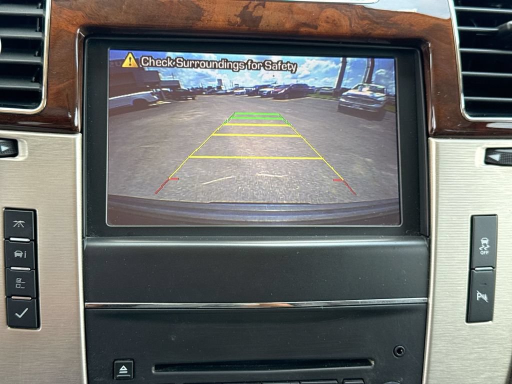 Used 2014 Cadillac Escalade Platinum AWD/4WD image 23