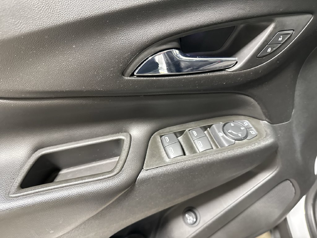 Used 2022 Chevrolet Equinox LT AWD/4WD image 21