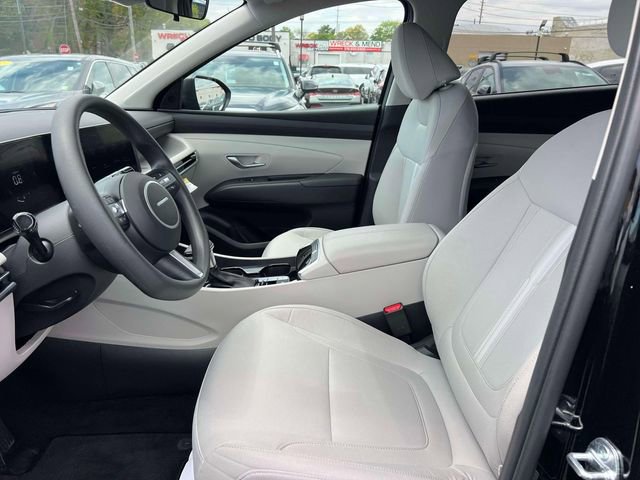 Certified 2025 Hyundai Tucson SEL AWD/4WD image 16
