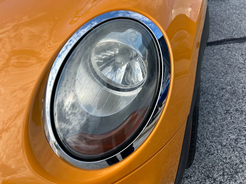 Used 2016 MINI Cooper 2-Door Hardtop FWD image 18