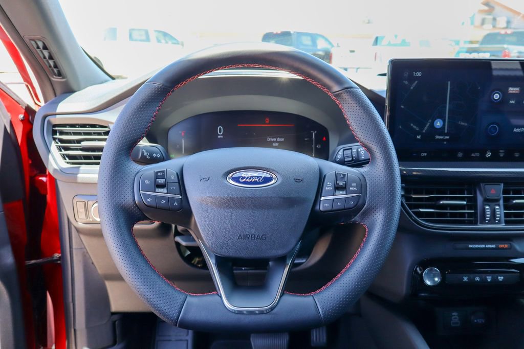 Used 2025 Ford Escape ST-Line w/ Tech Pack #1 AWD/4WD image 27