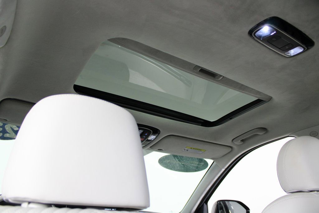 Used 2023 Hyundai Palisade Calligraphy image 21