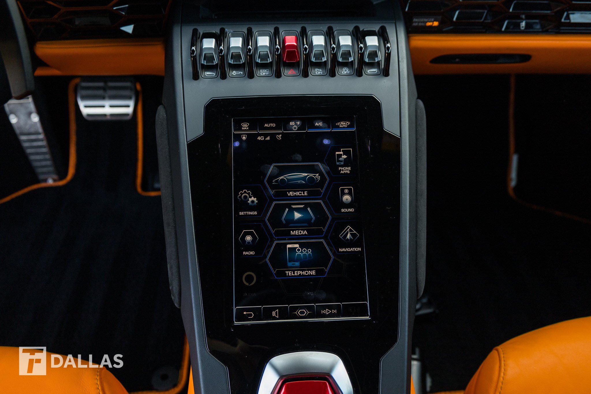 Used 2022 Lamborghini Huracan EVO RWD image 26