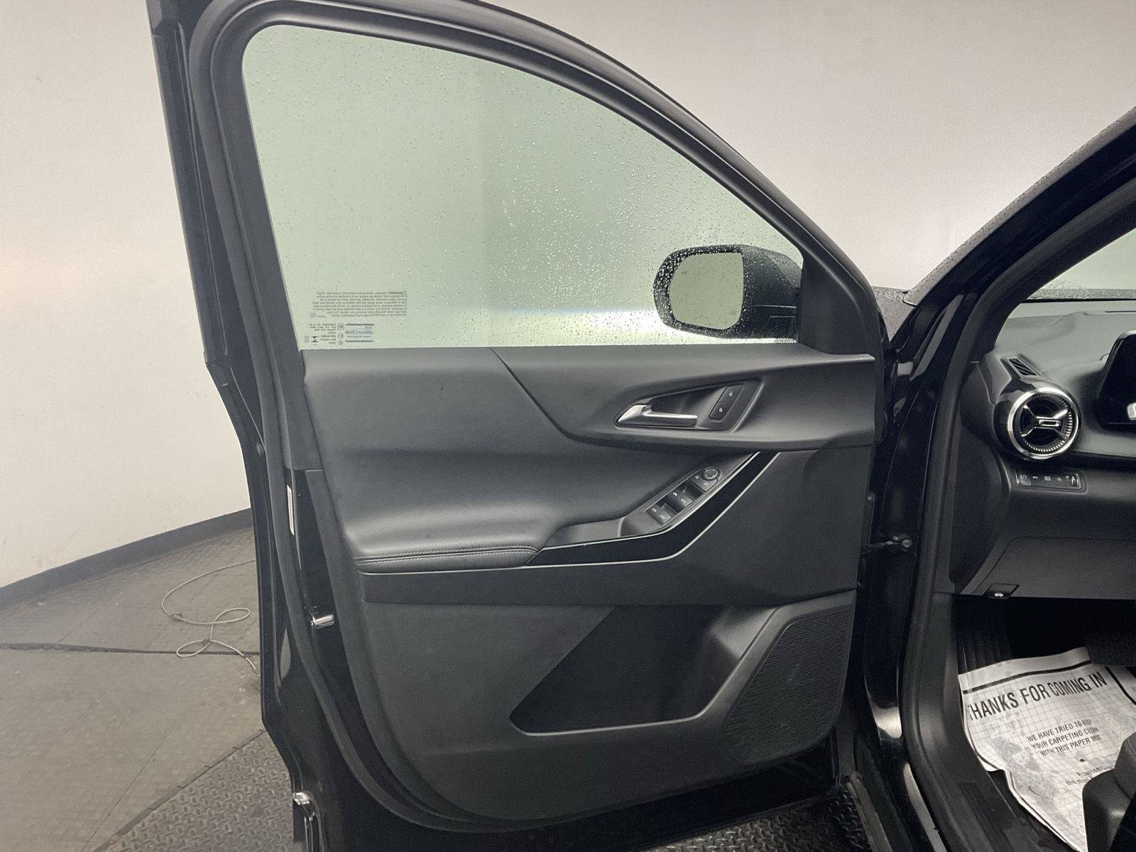 Certified 2025 Chevrolet Equinox LT AWD/4WD image 9