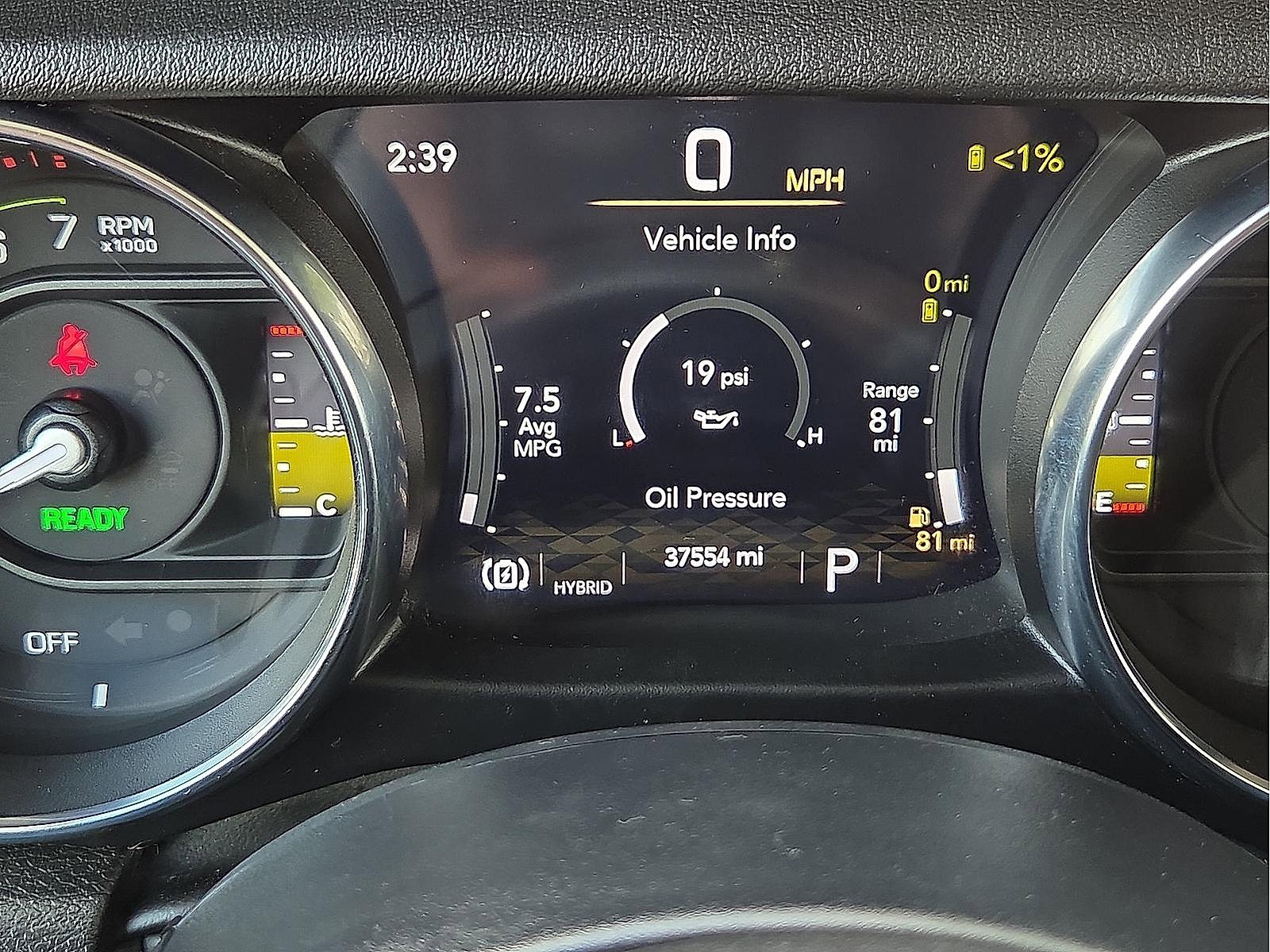 Used 2022 Jeep Wrangler Unlimited Sahara w/ Cold Weather Group image 23