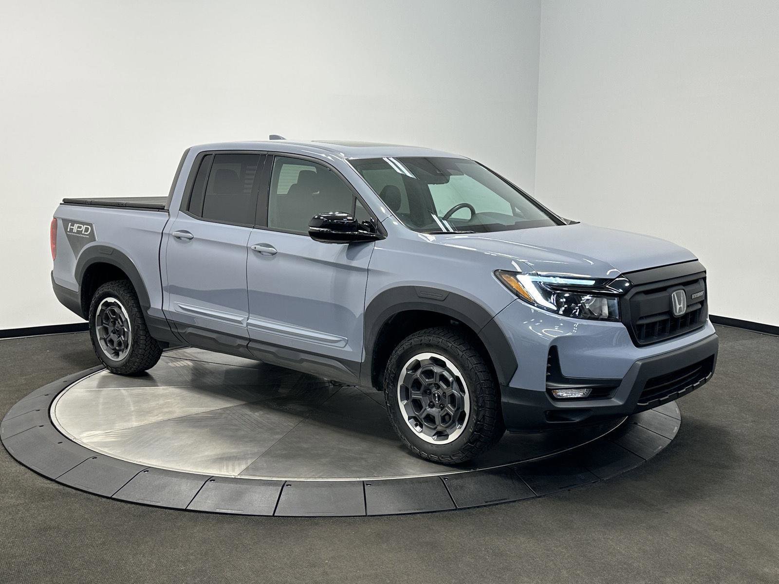 Certified 2024 Honda Ridgeline Black Edition image 2