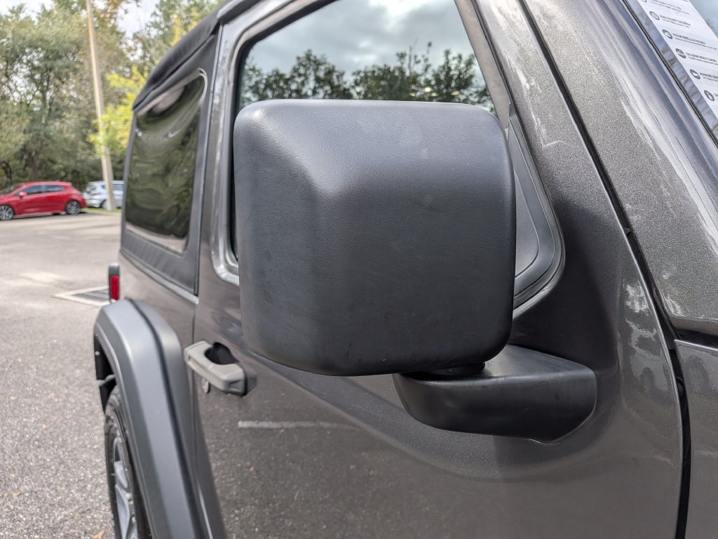 Used 2022 Jeep Wrangler Sport AWD/4WD image 11