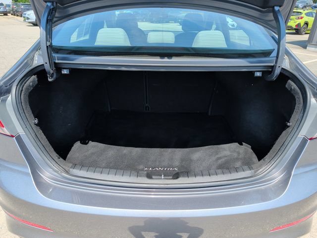 Used 2018 Hyundai Elantra Value Edition FWD image 24