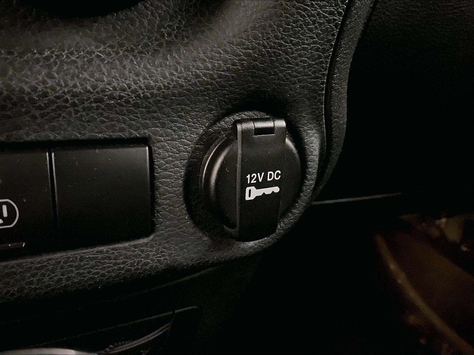 Used 2014 Jeep Wrangler Sahara w/ Dual Top Group image 32