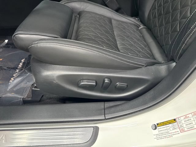 Used 2022 Nissan Maxima Platinum FWD image 7