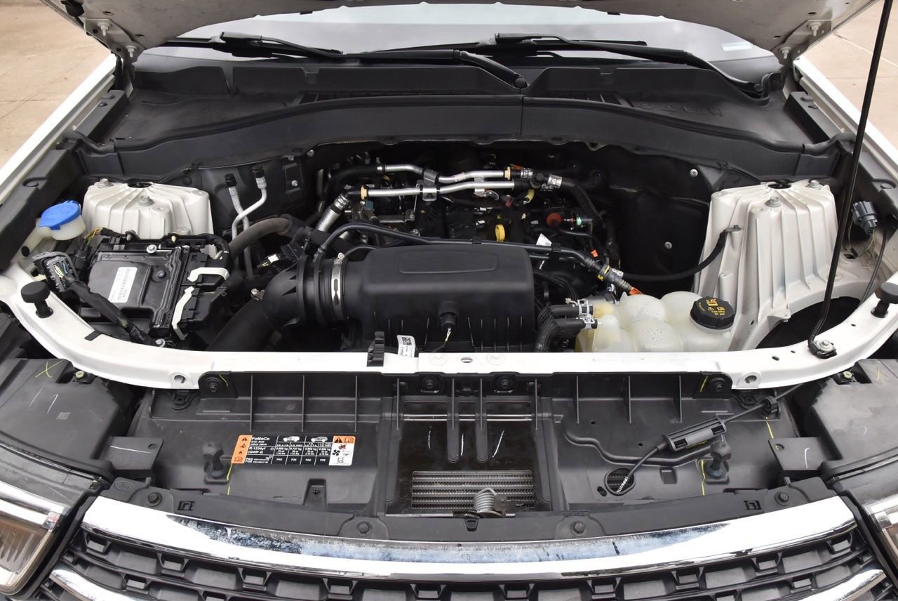 Used 2021 Ford Explorer XLT image 38