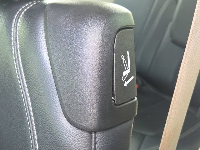Used 2022 Chrysler Pacifica Touring-L FWD image 17