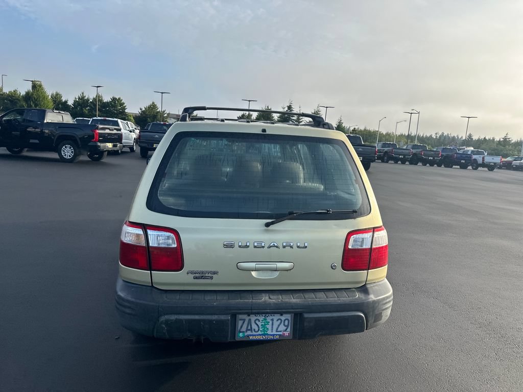 Used 2002 Subaru Forester L AWD/4WD image 3