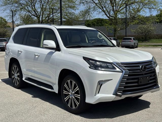 Certified 2020 Lexus LX 570 4WD w/ Luxury Package image 3