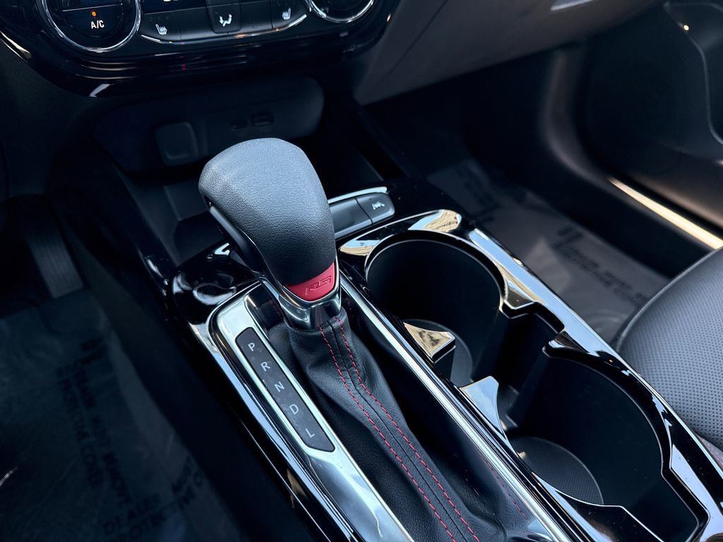 Used 2026 Chevrolet Trax RS image 24