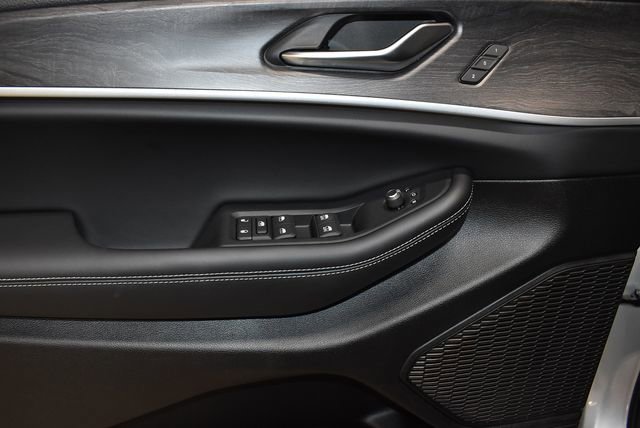 New 2025 Jeep Grand Cherokee L Limited image 25