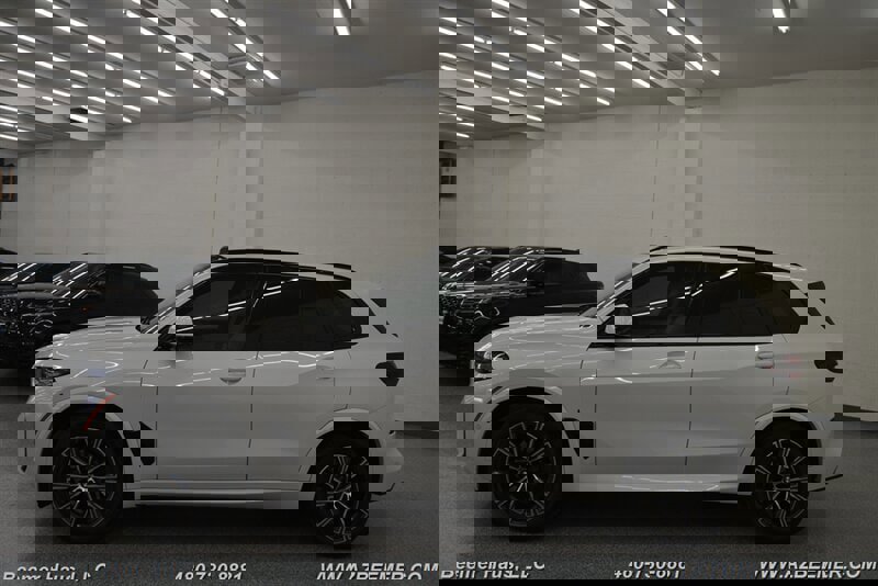 Used 2024 BMW X5 xDrive40i w/ Executive Package image 5