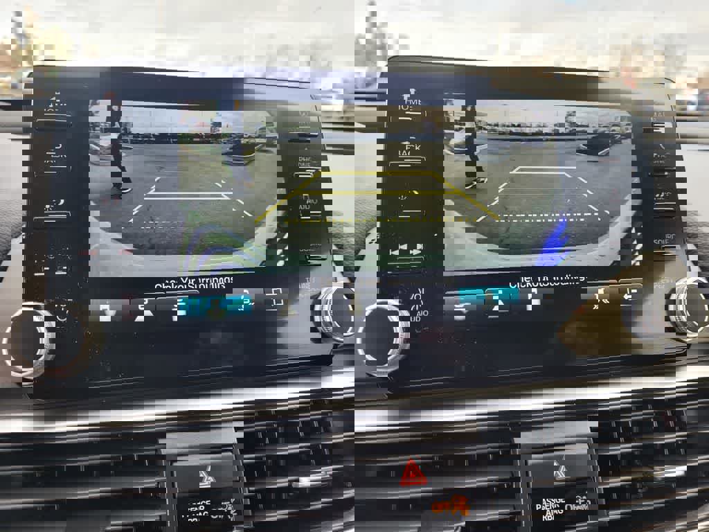 Used 2022 Honda Accord Touring image 12