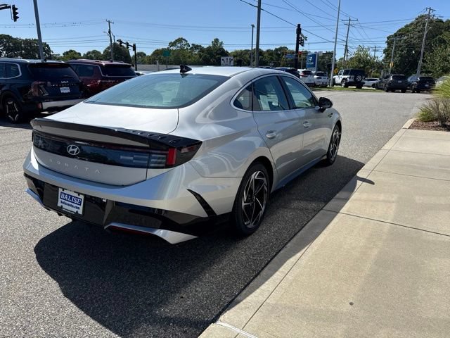 New 2026 Hyundai Sonata SEL FWD image 6